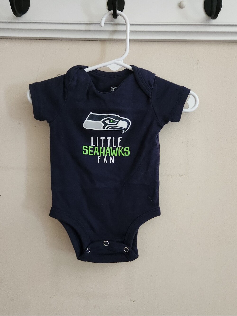 🎉 3m: Seahawks Onsie